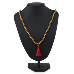 Rudraksha madera de sandalo